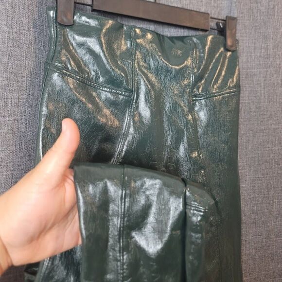 Spanx Faux Patent Leather Liquid Gloss Leggings - Picture 5 of 10